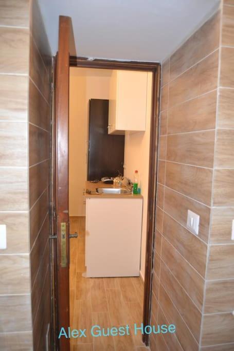 Apartment Alex Guest House.